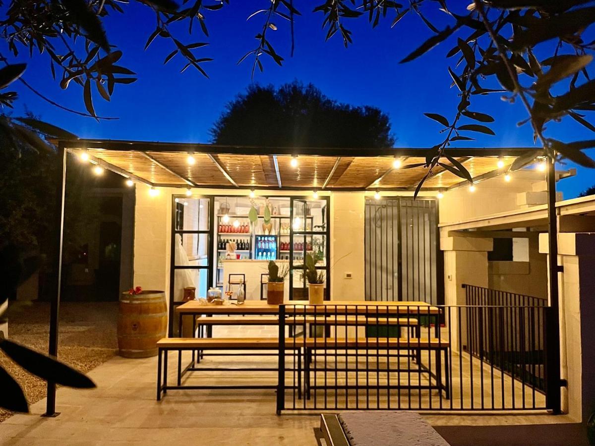 Tenuta Amostuni-Country House מראה חיצוני תמונה
