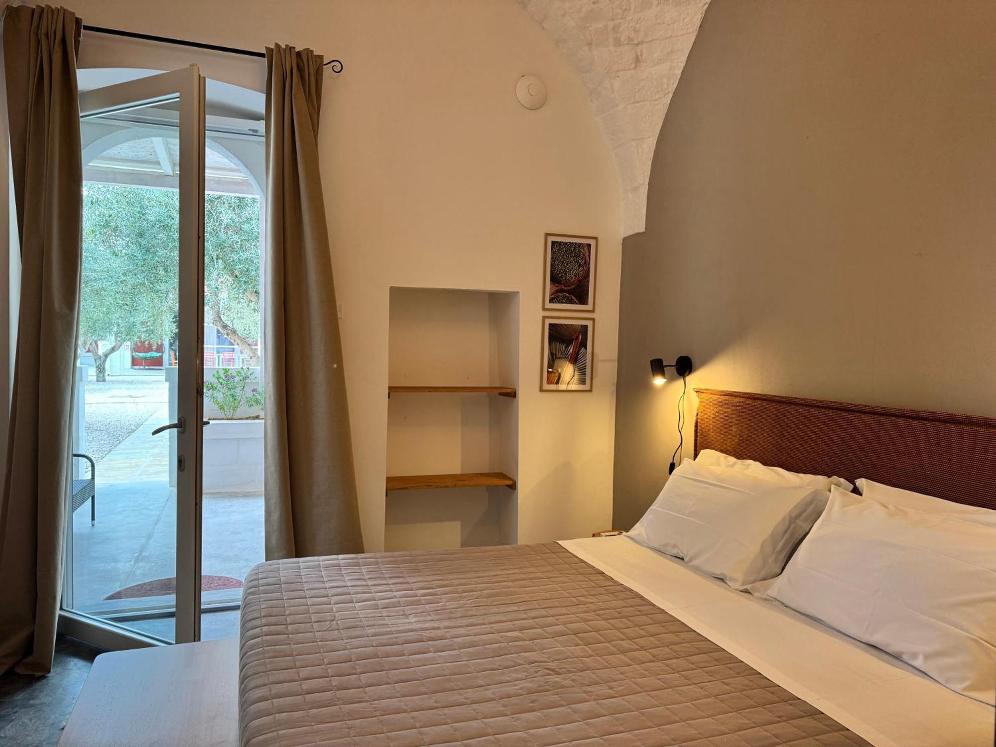 Tenuta Amostuni-Country House מראה חיצוני תמונה