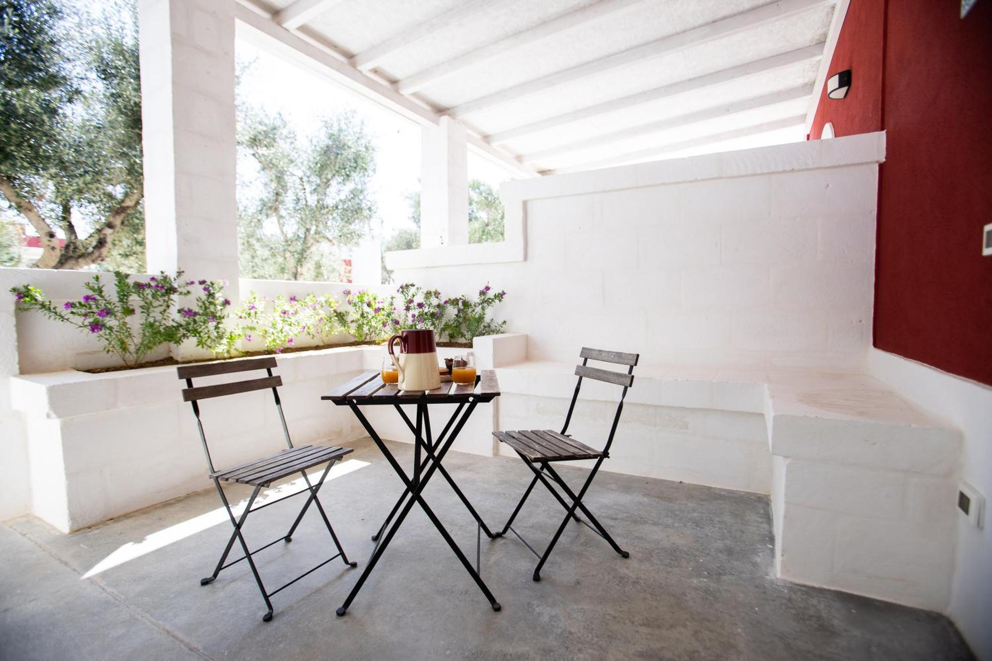 Tenuta Amostuni-Country House מראה חיצוני תמונה
